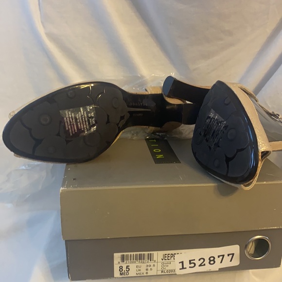 Kenneth Cole Holiday Classic Staple - Picture 5 of 7